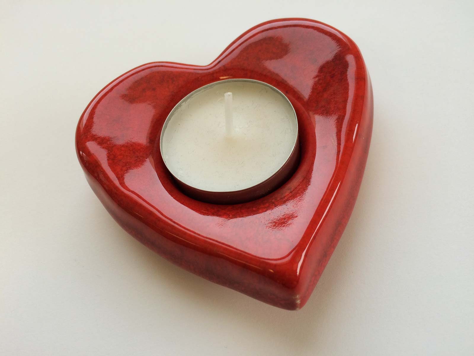 Cuore portacandela in ceramica e smalto rosso